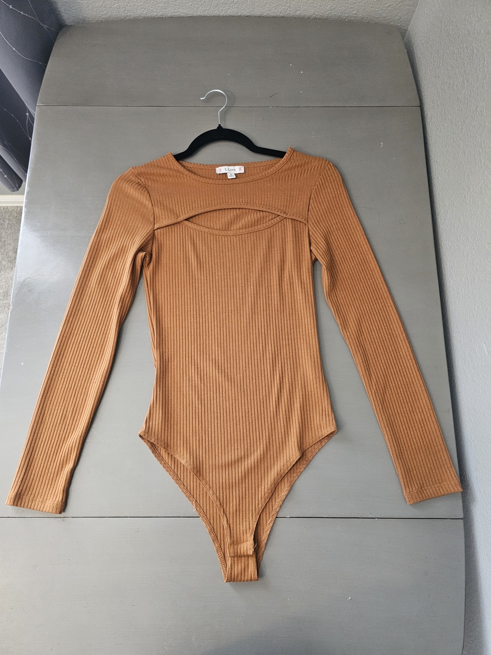 Ribbed Long-Sleeve Bodysuit with Chest Cutout - Caramel